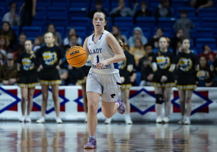 AAA Finals Bergman vs Salem__00662